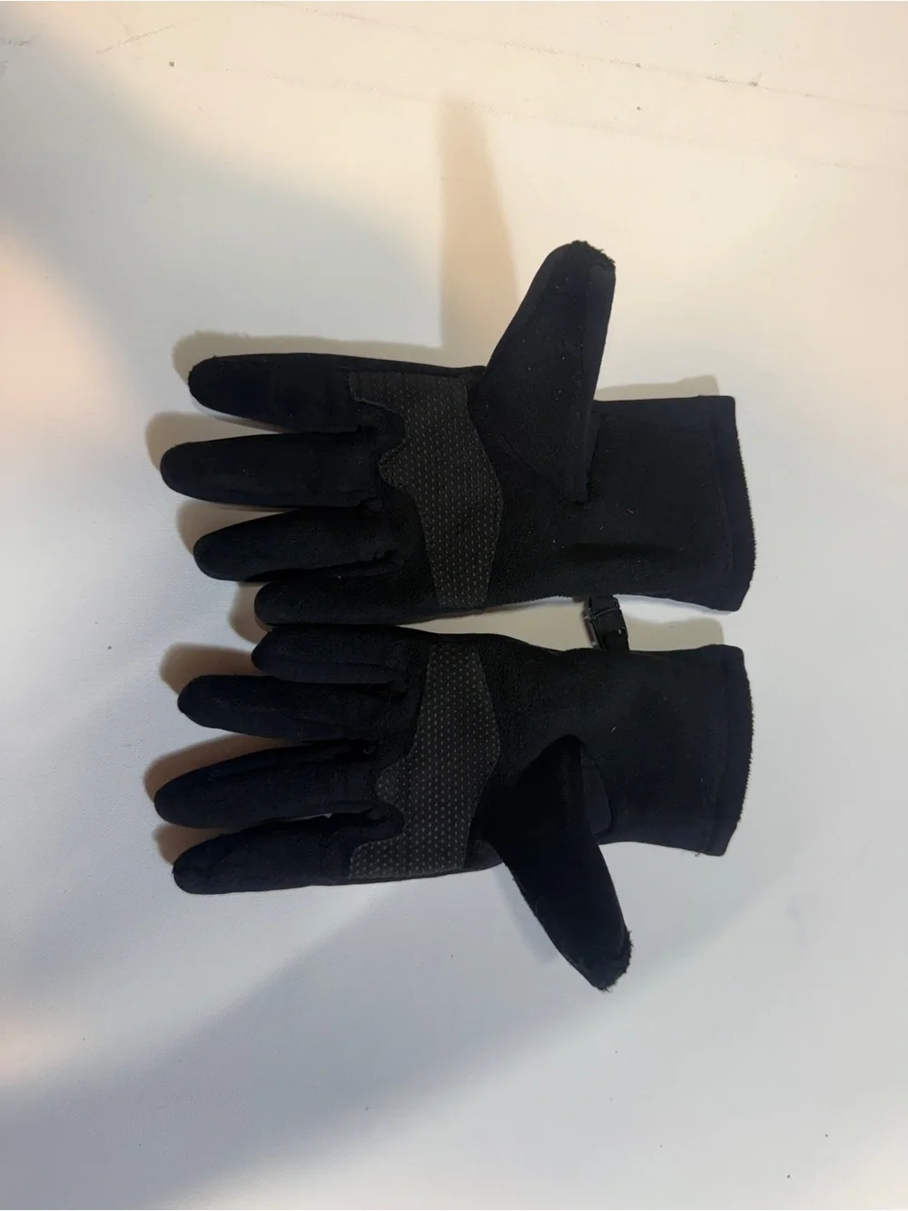 Head Black Quilted Insulated Gloves with Clip